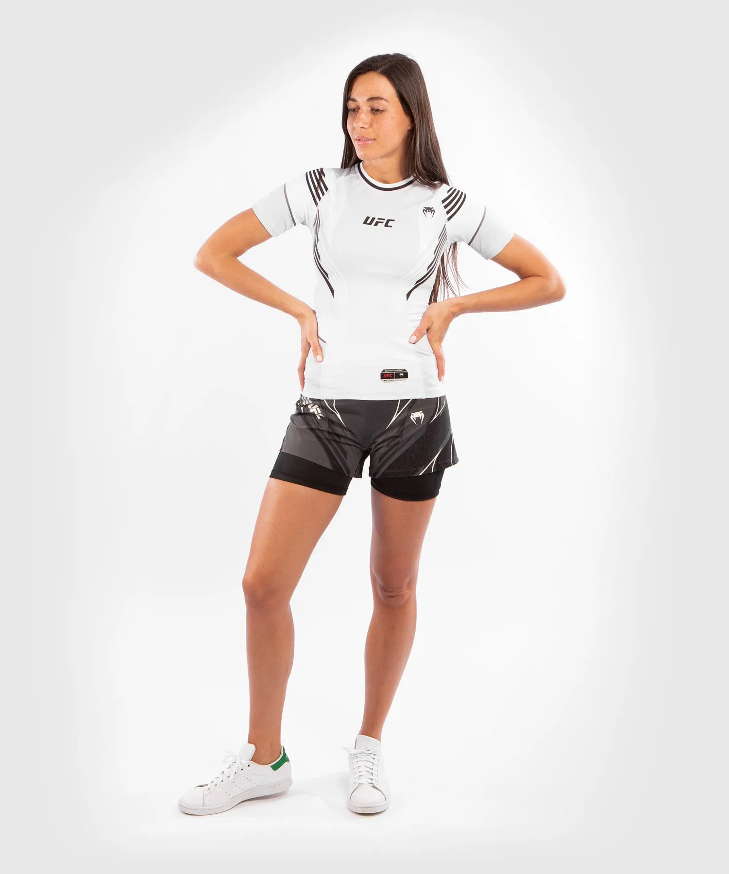 Camiseta De Compresión Para Mujer UFC Venum Authentic Fight Night - Blanco