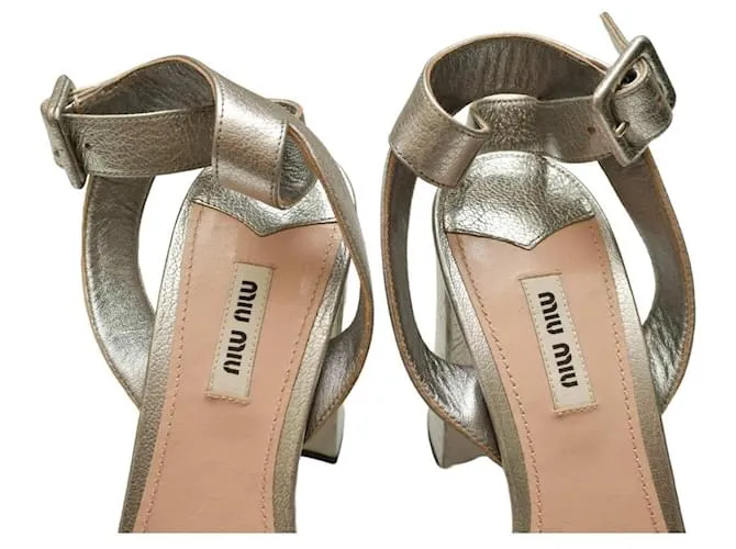 Miu Miu Zapatos de tacón Plata 