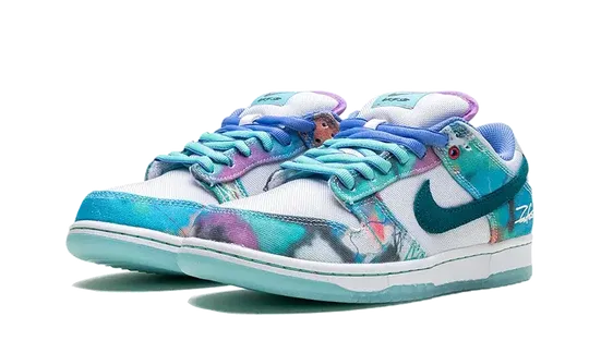 SB Dunk Low Futura Laboratories Bleached Aqua