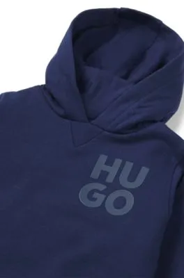 Sudadera para niños en algodón con capucha y detalle de logo apilado