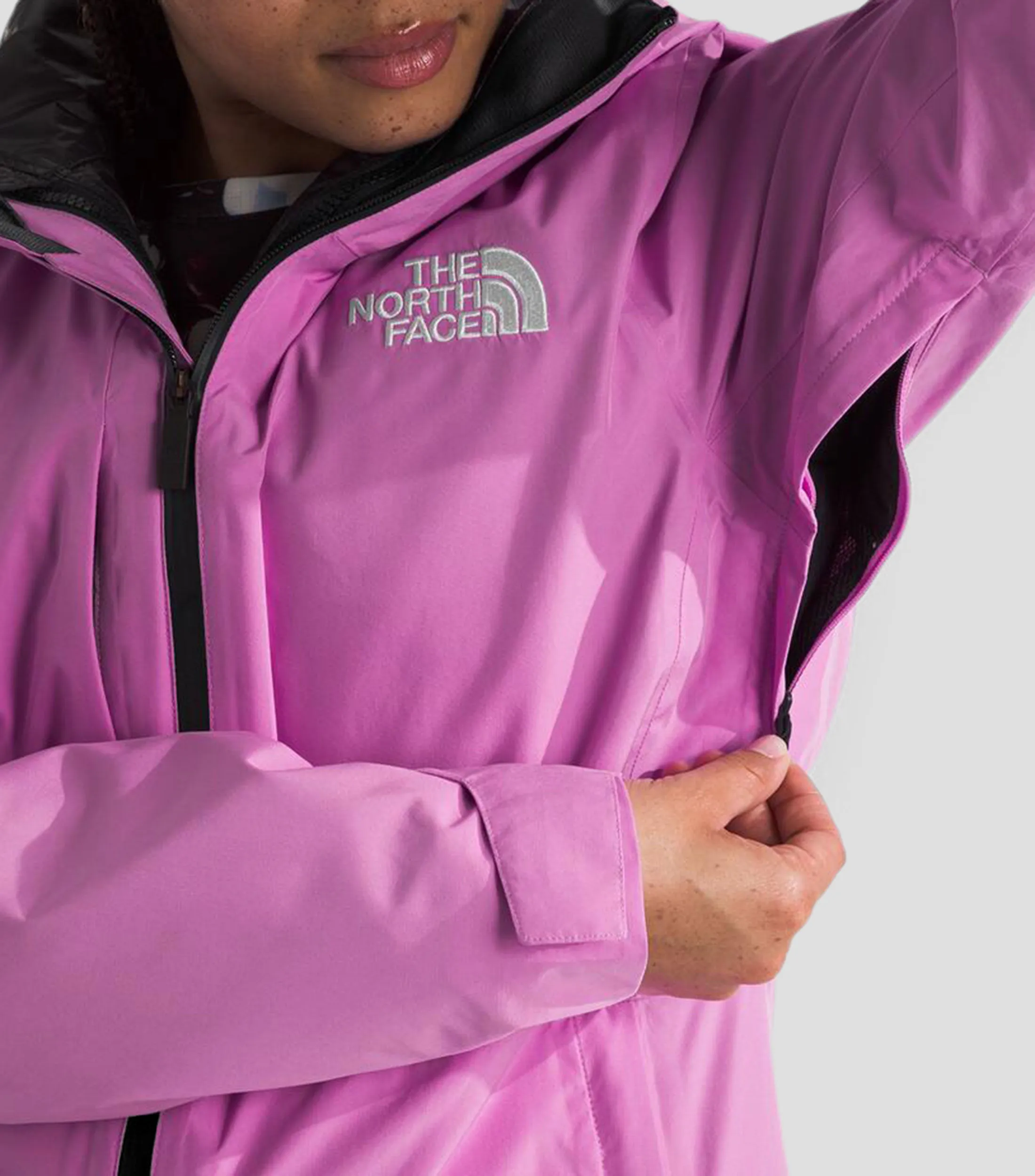 The North Face Chamarra con capucha para Snowboard ThermoBall Eco Snow Triclimate Mujer