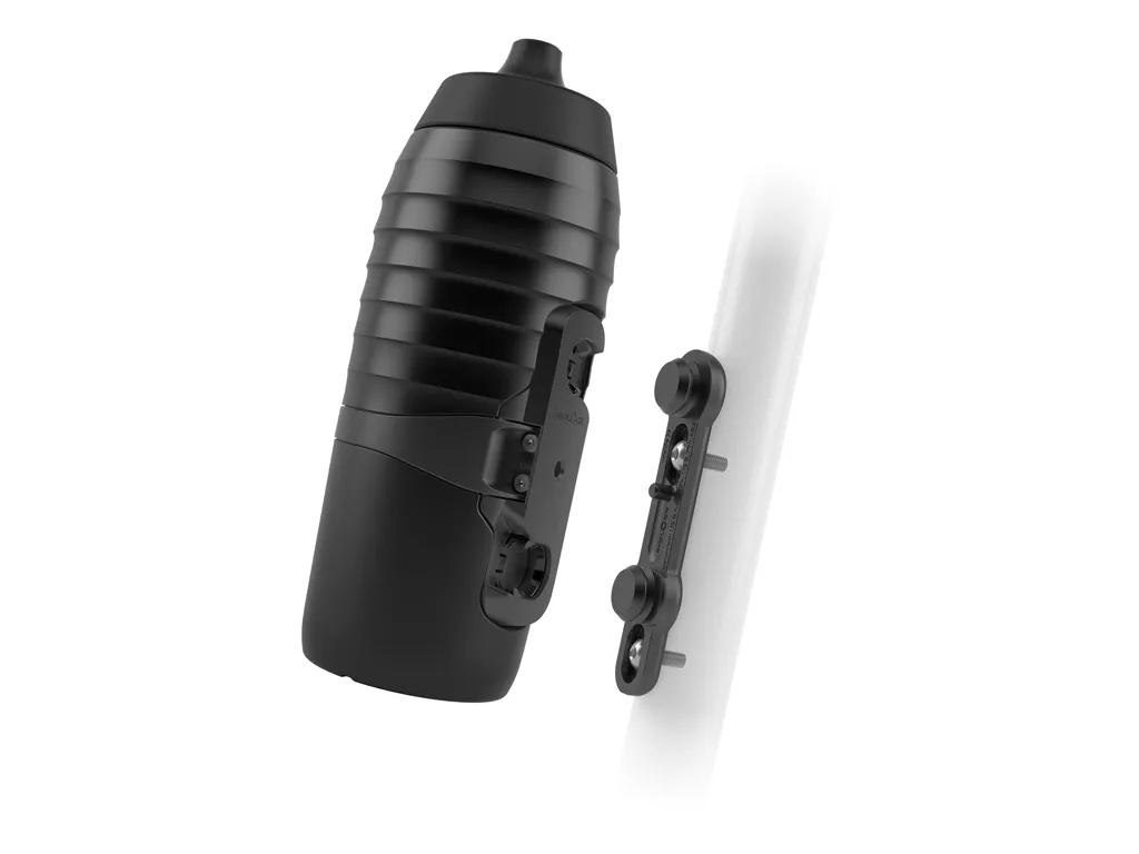 TWIST x KEEGO BOTTLE 600 + BIKE BASE BLACK