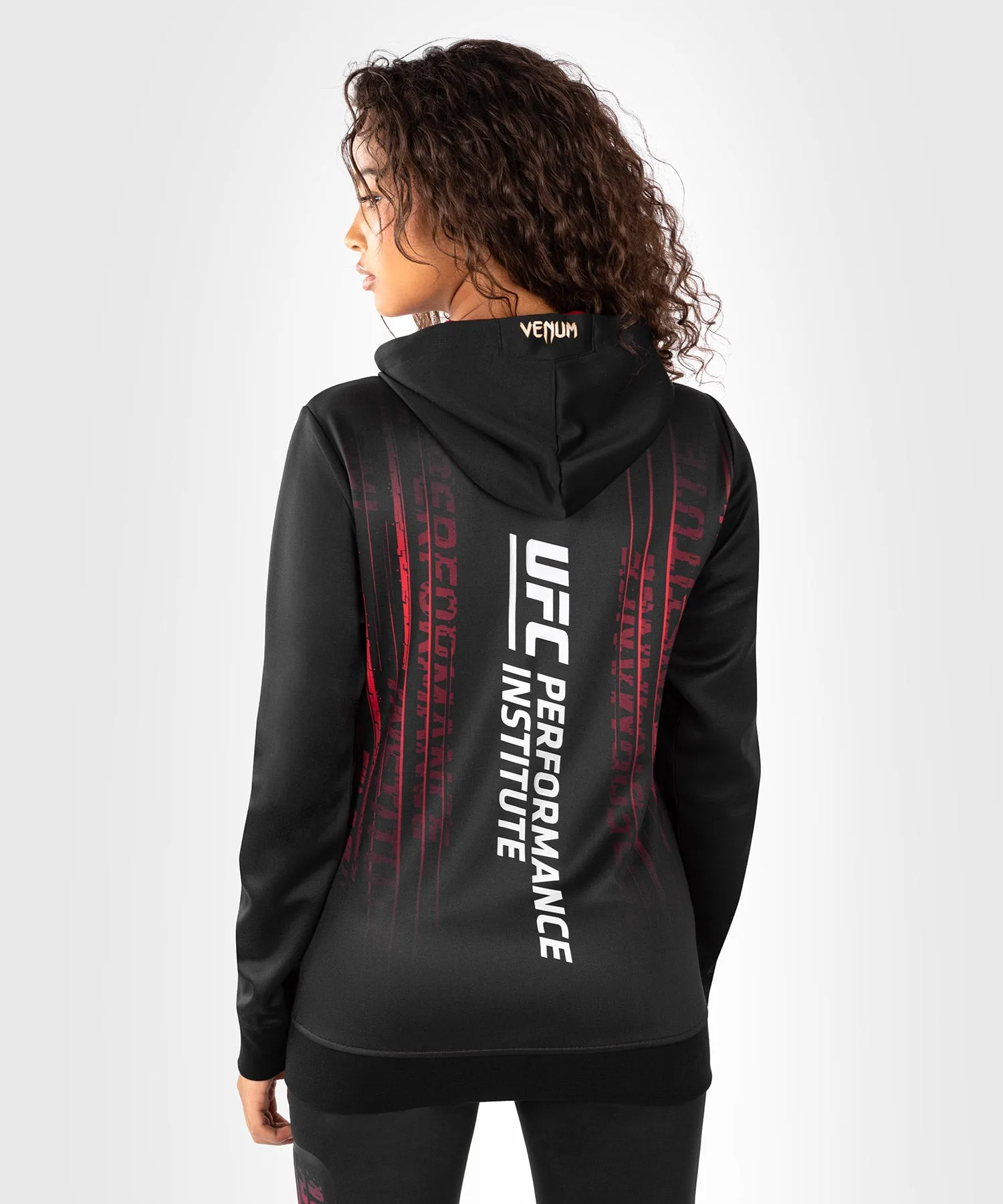 UFC Venum Performance Institute 2.0 Sudadera con Capucha para Mujer - Negro/Rojo