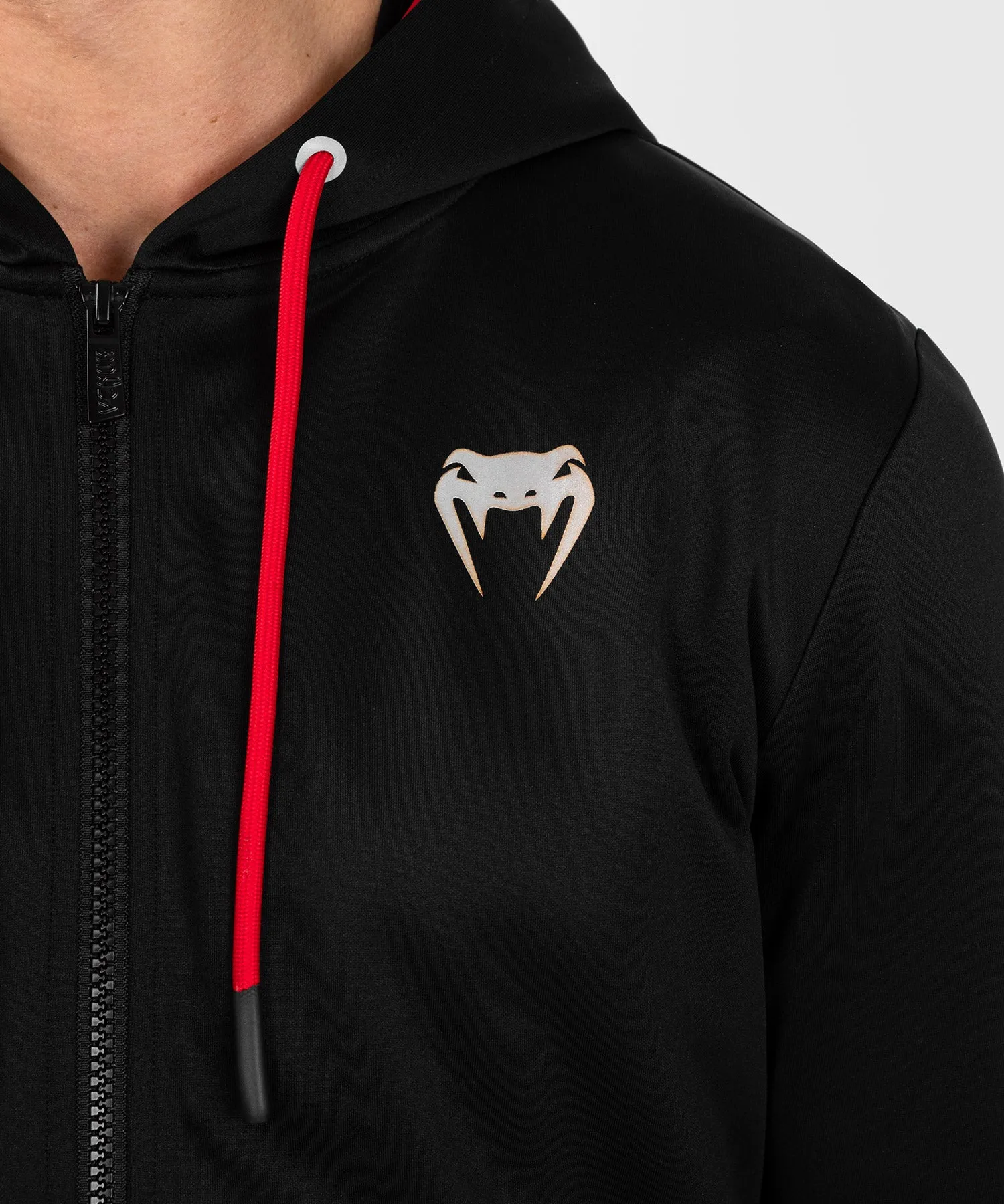 UFC Venum Performance Institute 2.0 Sudadera con cremallera para hombre - Negra/Roja