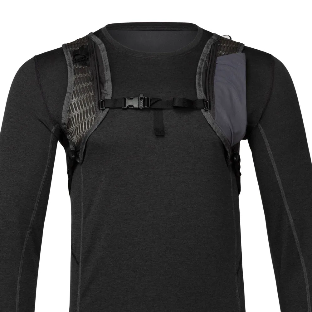 Ultimate Performance Sprint Race camiseta sin mangas 1.5L Hydration pack - SS25