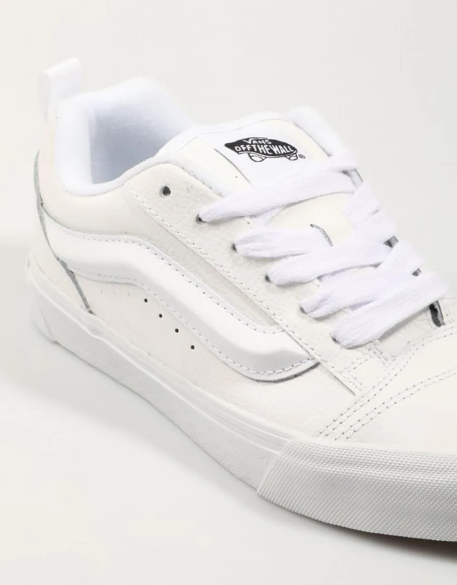  zapatillas VANS Knu Skool en Blanco 84313