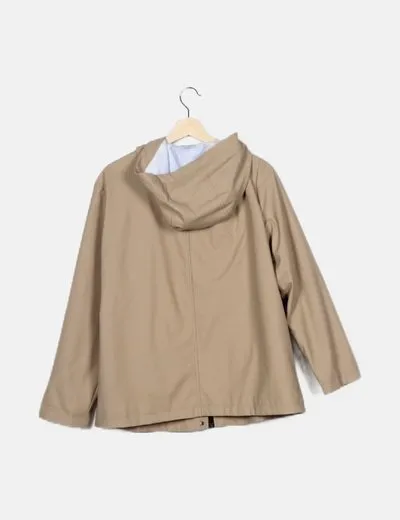 Zara Chubasquero beige capucha